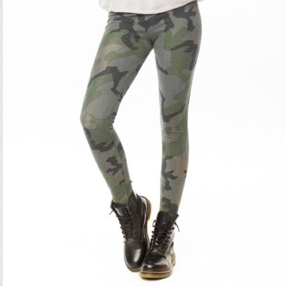Brandy and Melville army leggings