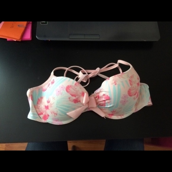 Hollister Bikini top Push Up