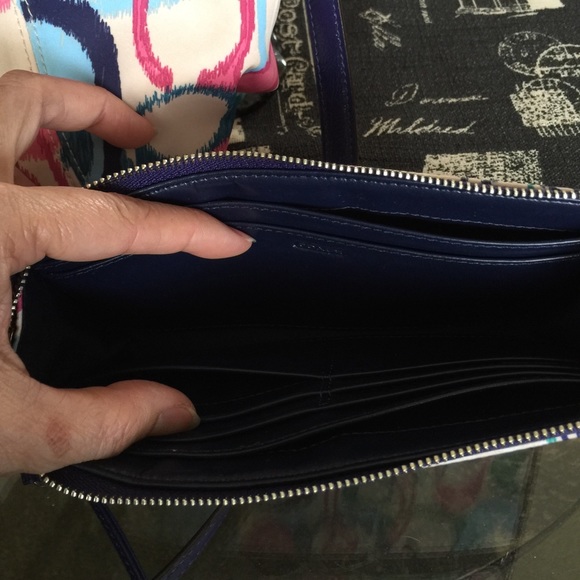 Authentic Coach Tote/Matching Wallet & Wristlet