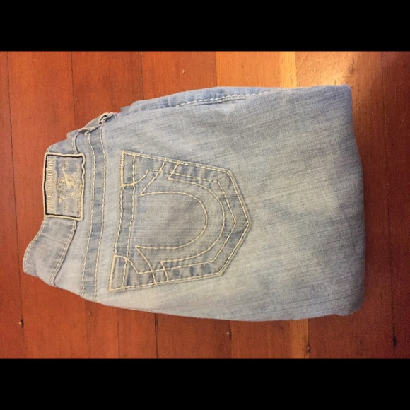 256 true religion light wash boot cut