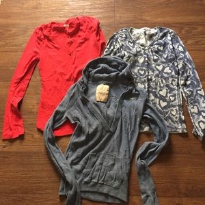 3 Long sleeve shirts