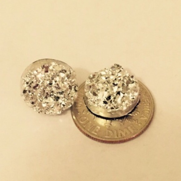 3 pairs x$15 - Picture 3 of 3