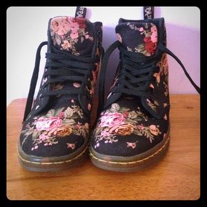 Floral dr. Martens