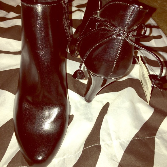 Boot booties boots black bow faux leather sexy