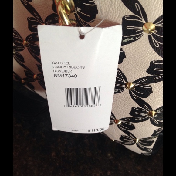 Awesome Betsey Johnson handbag, NEW - Picture 4 of 4