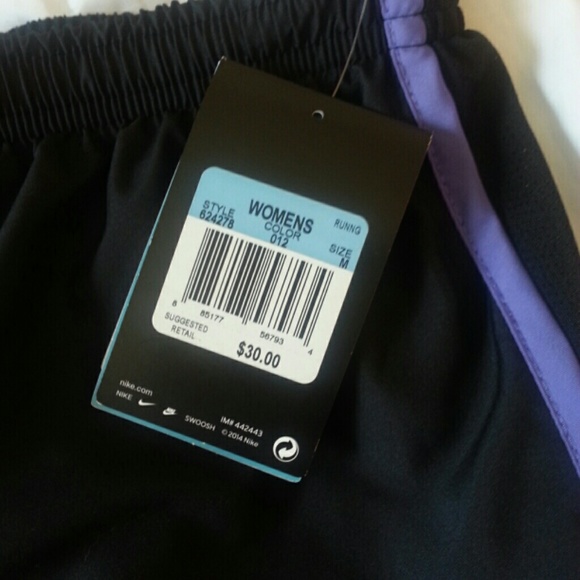 ❌SOLD❌ NWT Nike Shorts - Picture 2 of 2