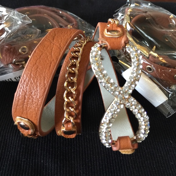Forever sign bracelet