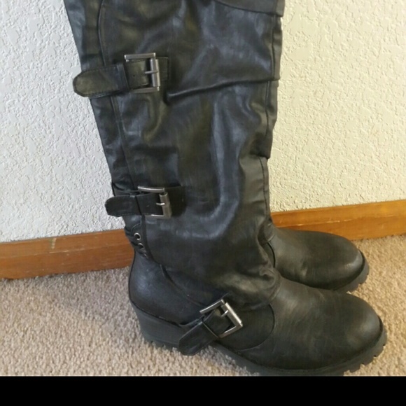 Black boots