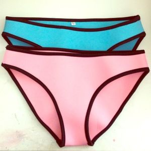 Neoprene swimsuit bikini bottoms M