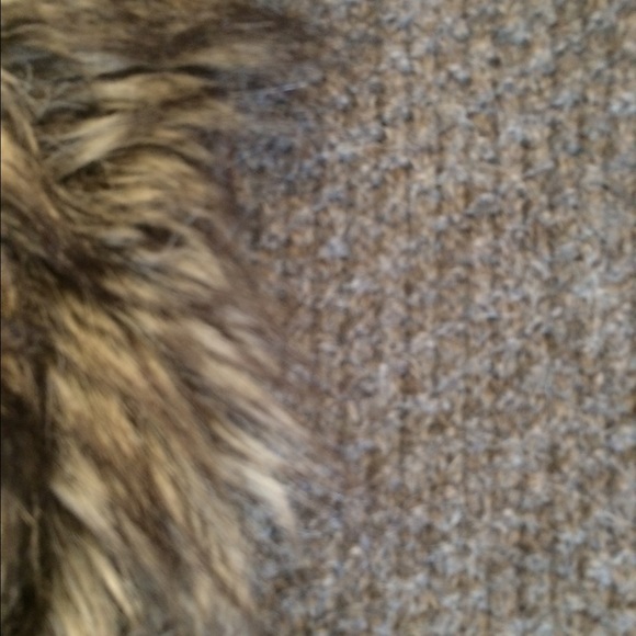 Kenar Brown Long Sweater - Picture 2 of 4