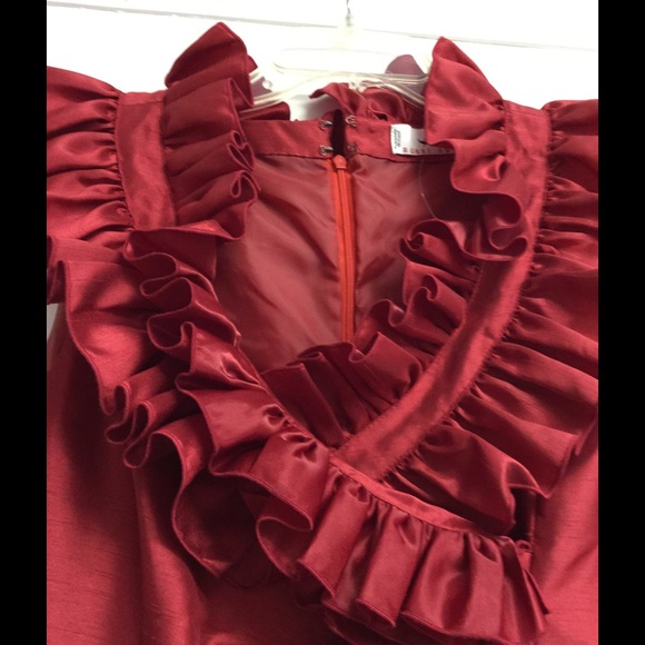 Dress - Picture 2 of 3