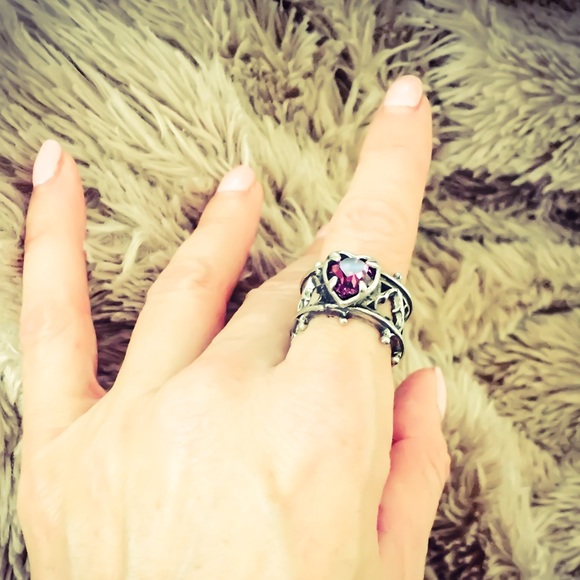 SOLD! Pure Purple Heart Swarovski Ring 5.75 - Picture 4 of 4