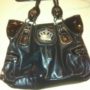 BUNDLE Handbag W/ sephora makeup bag!!