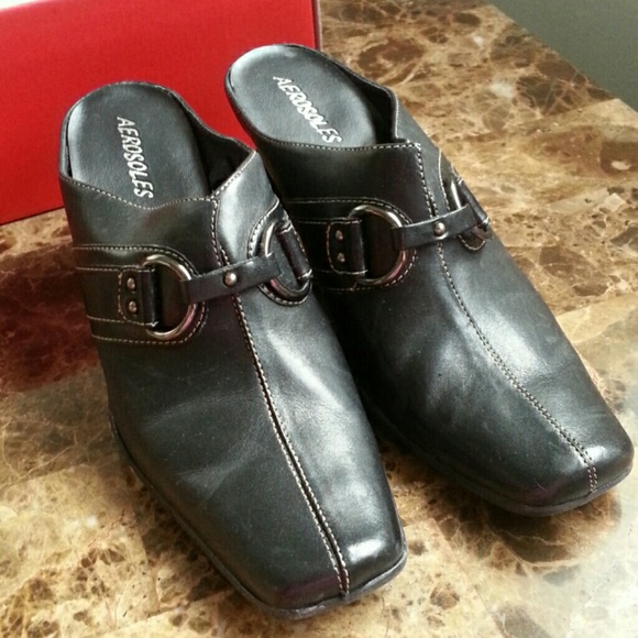 Aerosoles women black.