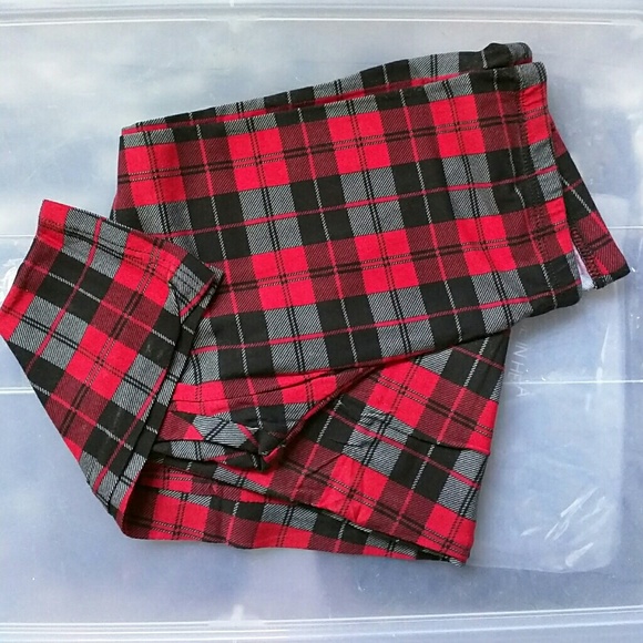 Brand new plaid leggings