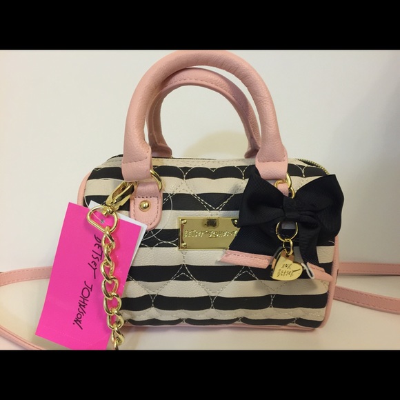 💰SOLD!!!💰Betsey Johnson Candy StripeCrossbody