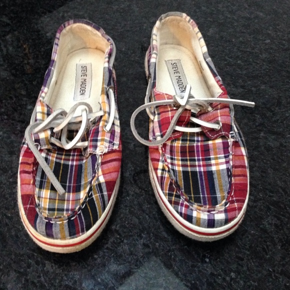 Steve Madden boat shoes!