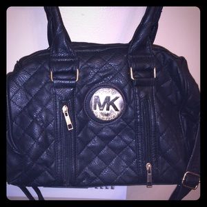 Black handbag👜♠️