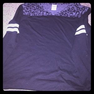 VS Black Crew Shirt With Animal Print