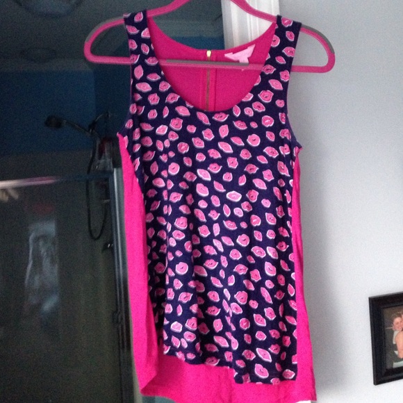 Lilly Pulitzer Hart top