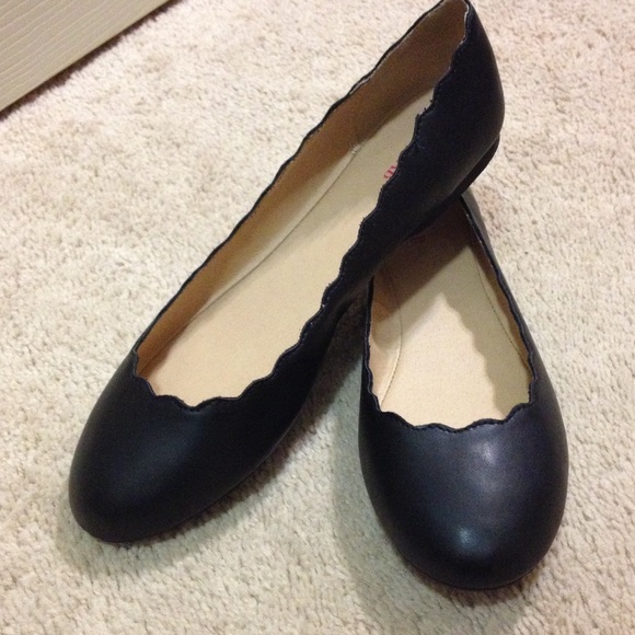 SALE!!! Black ballet flats.