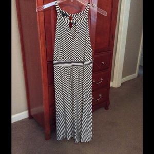 INC Cute black & white dress!