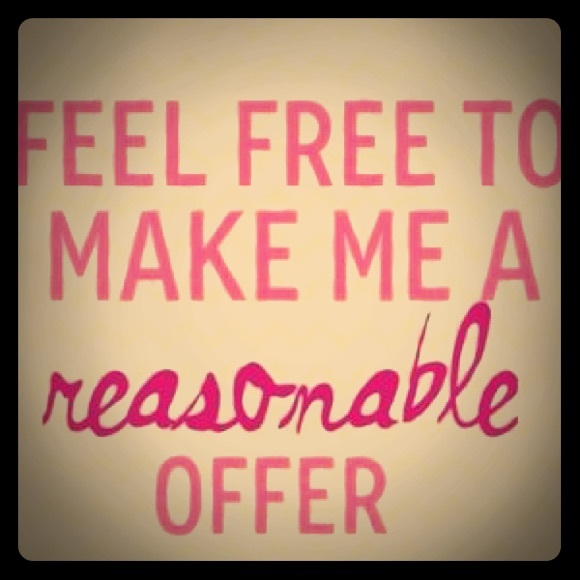 💋💋consider Reasonable offers 🎈🎈