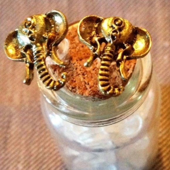 Elephant Studs ❌SOLD❌ - Picture 4 of 4