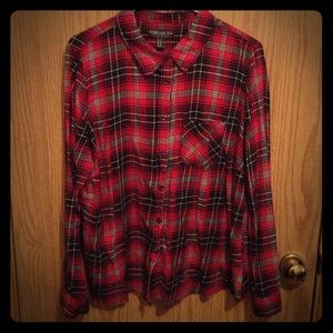 ✔️Sold ✔️Forever 21 Red Plaid Shirt