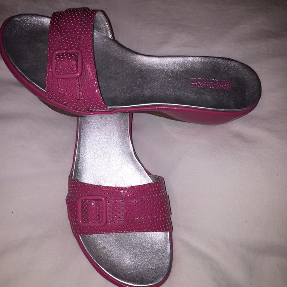 Kenneth Cole designer slides. - Picture 1 of 1