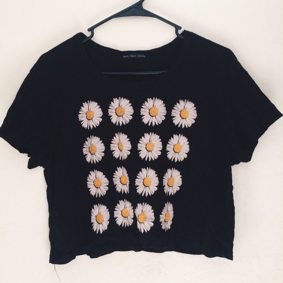Cropped tee