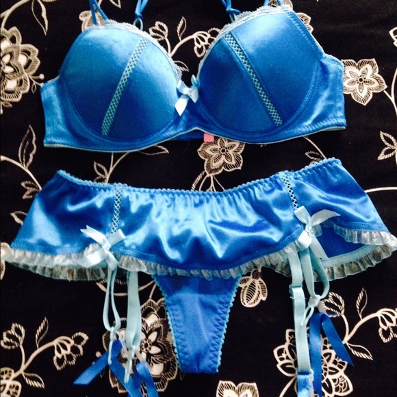 Rue 21 lingerie Outlet