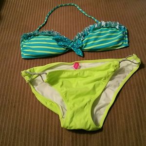 Bathing suit