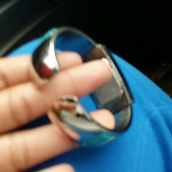 Cuff watch - Picture 3 of 3