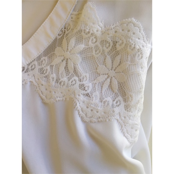 SOLD White Lace Blouse - Picture 3 of 4