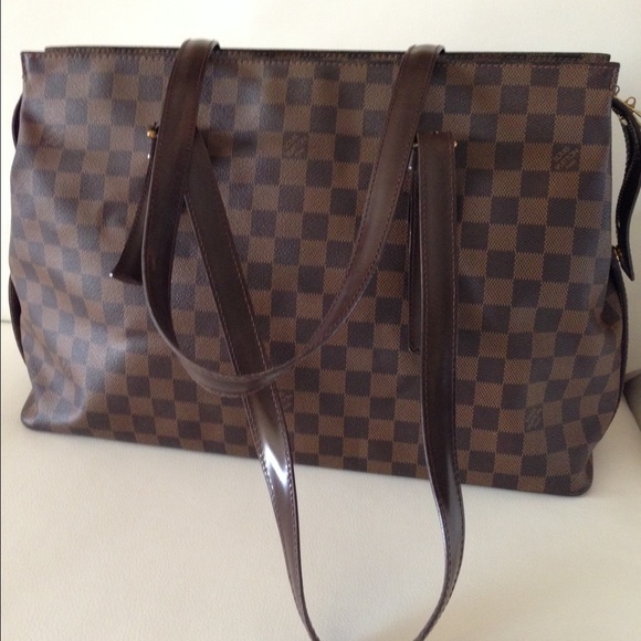 (SOLD)Authentic Louis Vuitton Chelsea damier ebene