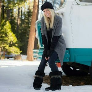 Bearpaw Kola Boot