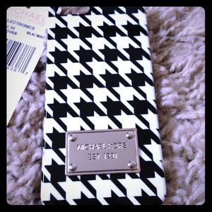 Michael Kors Iphone 5 hard case.