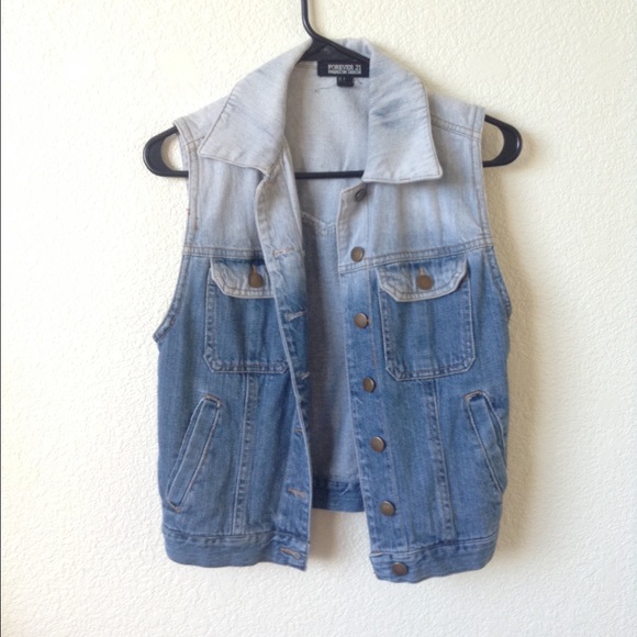 Denim vest from Forever 21 - Picture 1 of 3