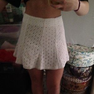 Lush white skirt