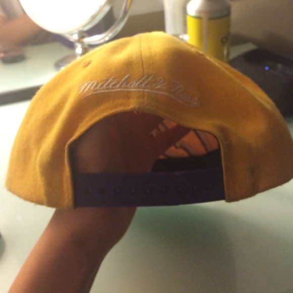 SnapBack - Picture 2 of 2