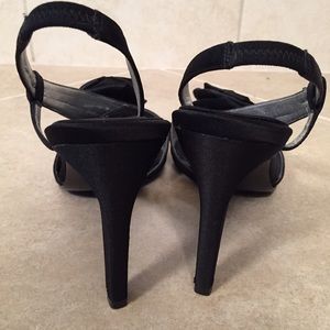Nina Shoes - Nina Black Satin High Heel Sandals Rose Flower Bow Nina Shoes - Nina Black Satin High Heel Sandals Rose Flower Bow