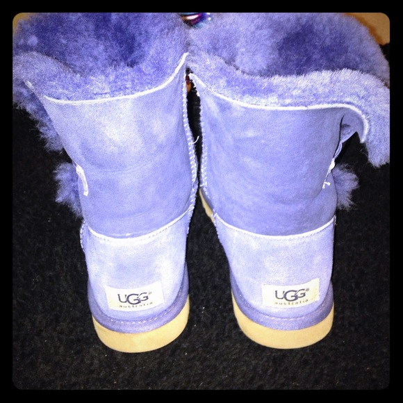 Blue bailey button uggs SOLD - Picture 1 of 4