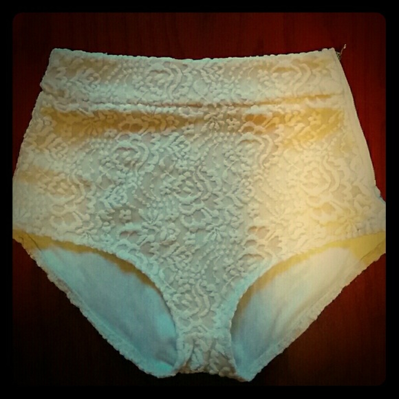 Pins and Needles Tap Shorts