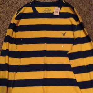NWT Men's AE blue and yellow thermal material