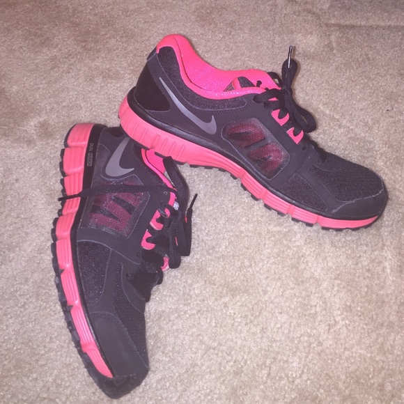 Nike Dual Fusion
