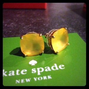 NWOT Kate Spade Yellow Square Stud Earrings