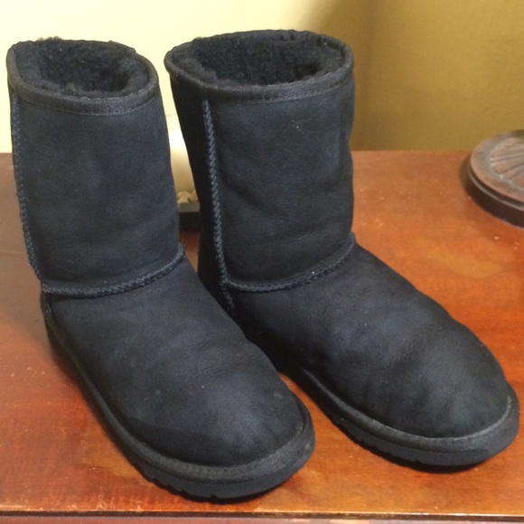 black classic short ugg boots sale black classic short ugg boots sale