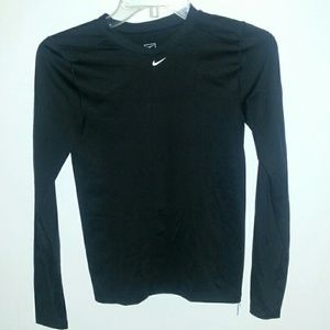 Nike polyester/spandex thermal/workout top