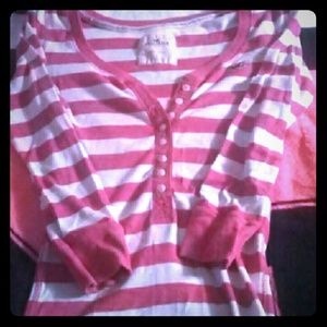 Hollister half sleeve